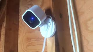 Blink mini magnet mounting