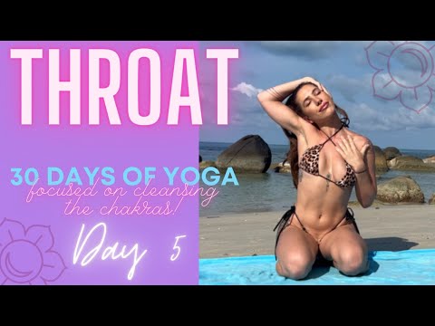 30 Day Beach Yoga Challenge Focused on the Chakras!!🦋💫 