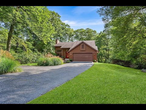 70 Mettatuxet Rd, Narragansett, RI home video tour