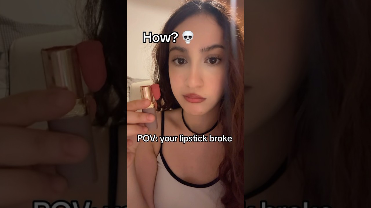 Drawing with broken lipstick 💄💀