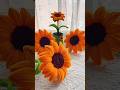 DIY pipe cleaner sunflower petals #diy #flowers #gift #craft #handmadegifts #diygift #handcraft