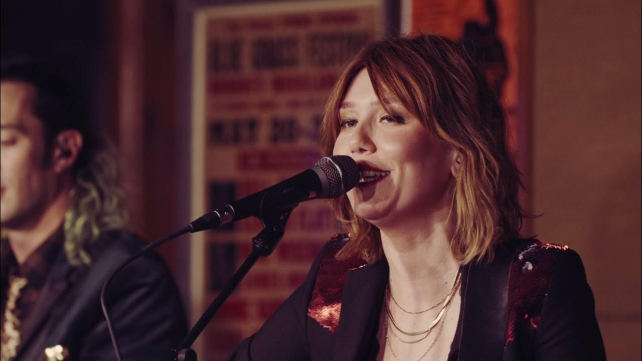 Molly Tuttle & Golden Highway - San Francisco Blues (Live at The Station Inn) Molly Tuttle & Golden Highway - San Francisco Blues (Live at The Station Inn)