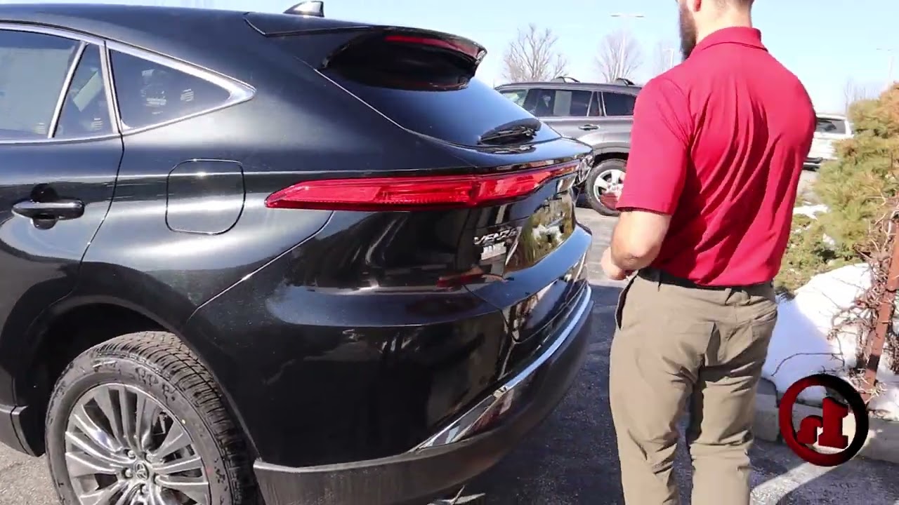 Toyota Venza - Adam Bentley