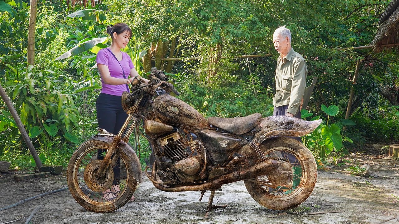 Girl Restores 1996 Old HUSKY SANYANG 150CC Motor, 100 Year Old Man Has Kept It For 20 Years