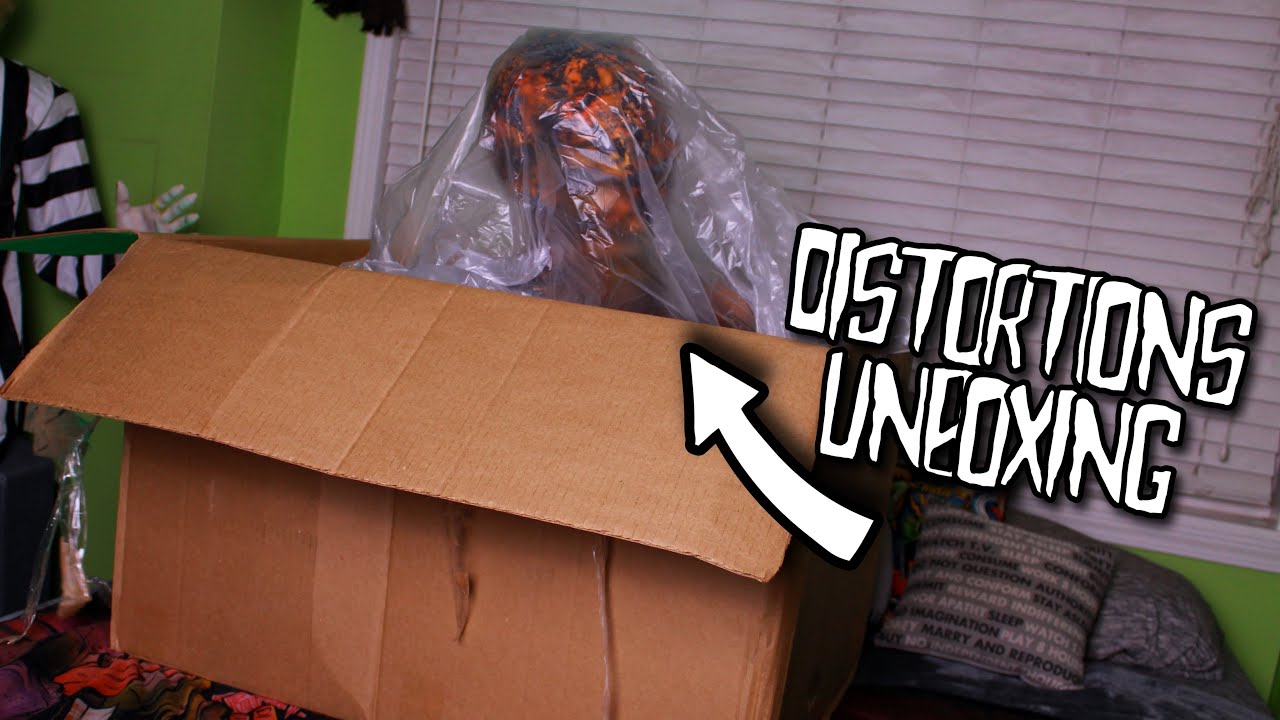 UNBOXING a “Custom” DISTORTIONS UNLIMITED Prop…