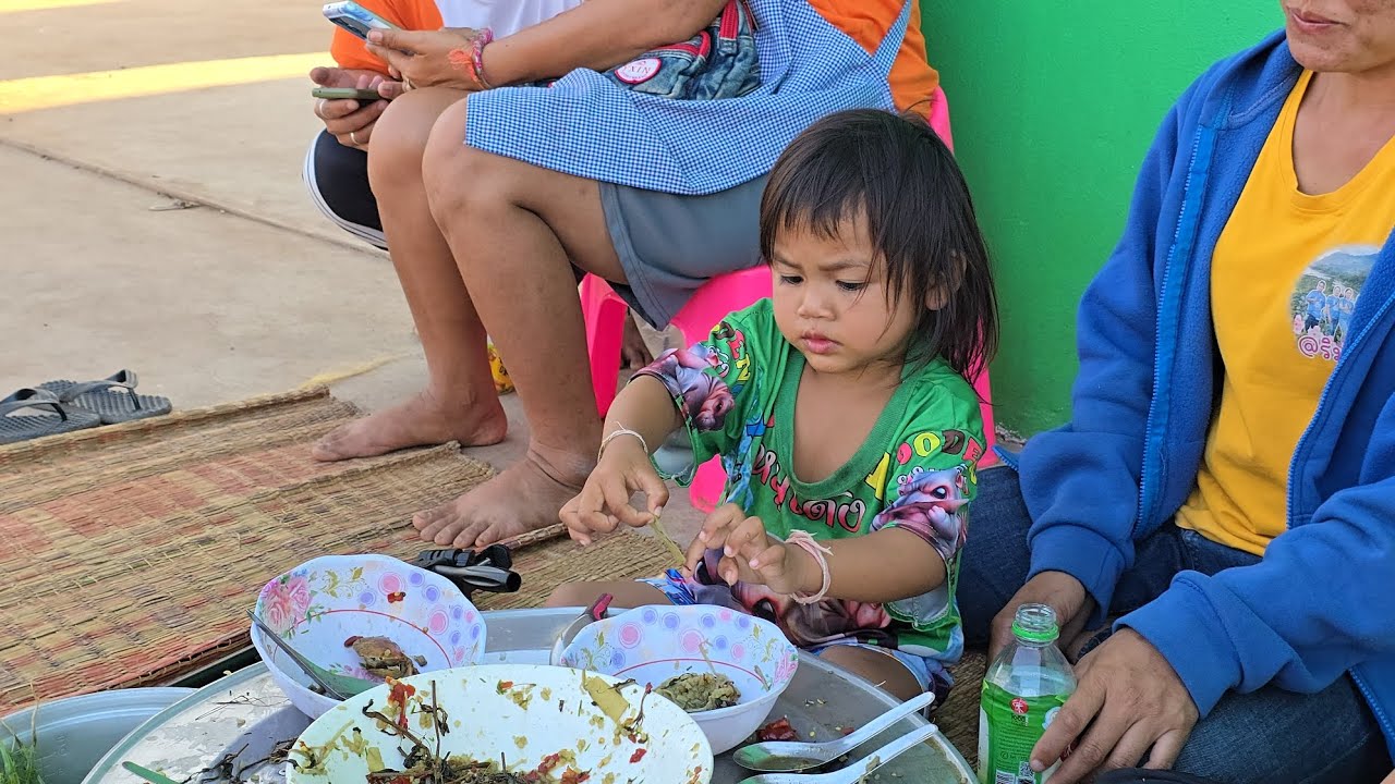 เอเชียน้อย เด็กคนนี้เก่งมาก เผ็ดๆก็กินได้ ❌ครอบครัวลูก 8.❌