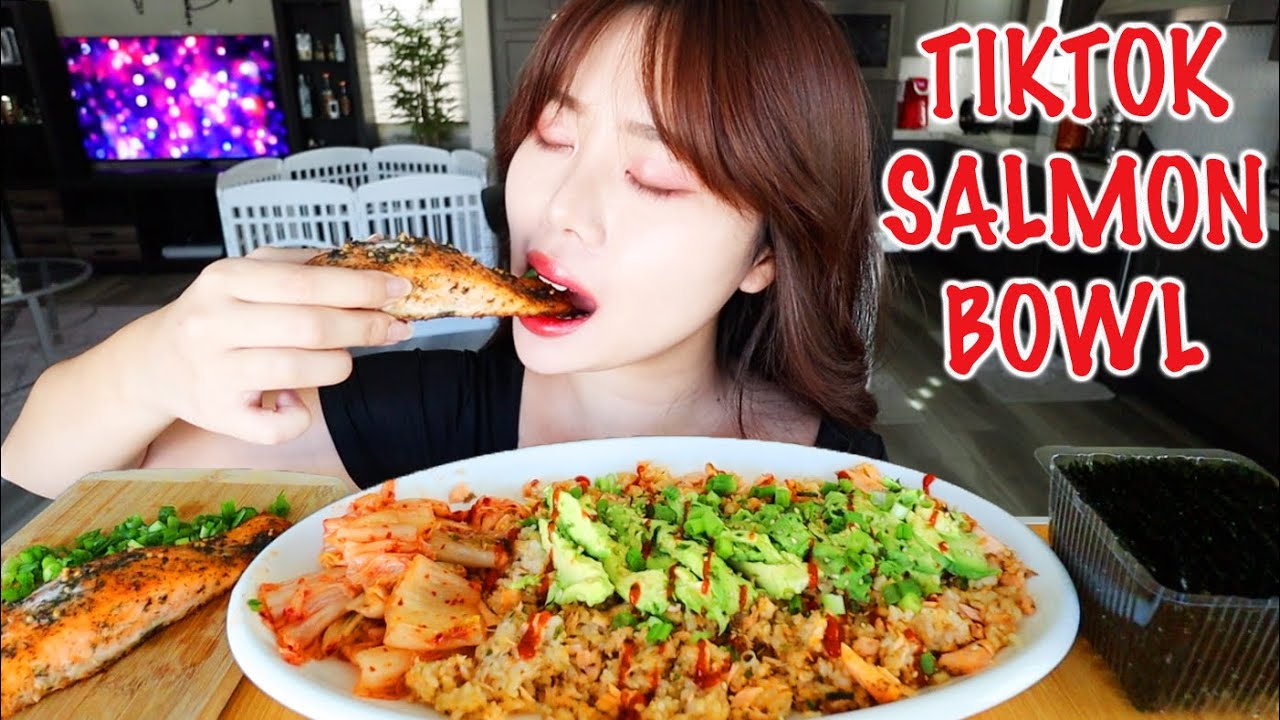 TikTok Viral Salmon Rice Bowl Mukbang 먹방 (Salmon, Rice, Avocado, Seaweed, Kimchi, Mayo, Sriracha)
