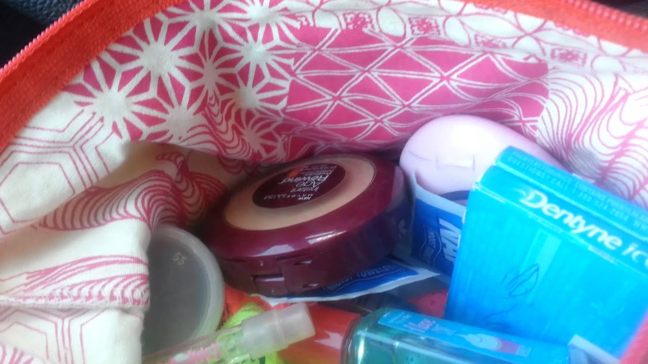 ASMR What's In My Makeup Bag Whispering YouTube