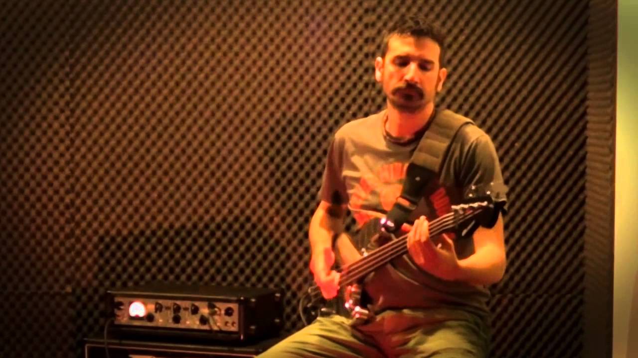 Forget me not :: Luca Silvestri :: Bass Player :: Video Promo