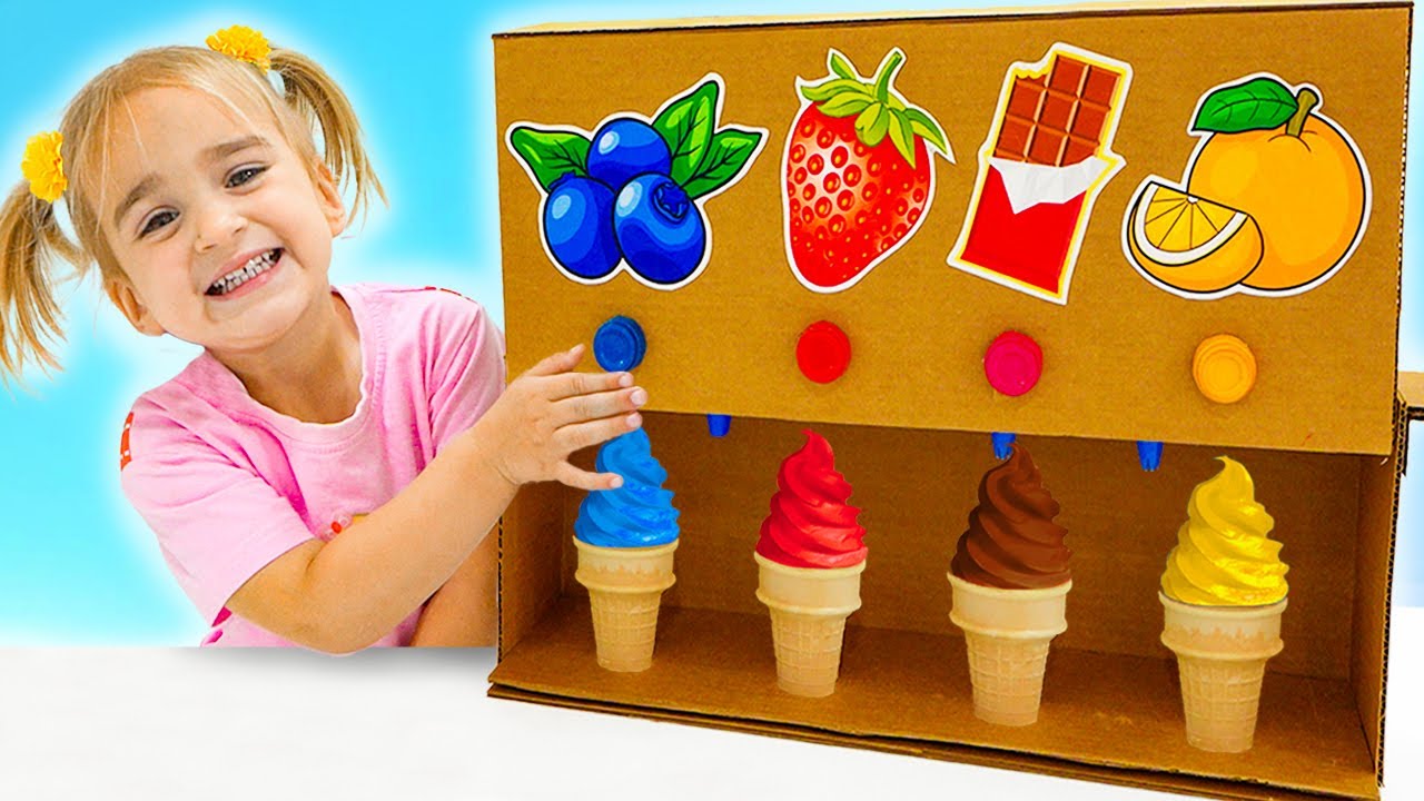 Забавная история про Алису и новые игрушки и сладости