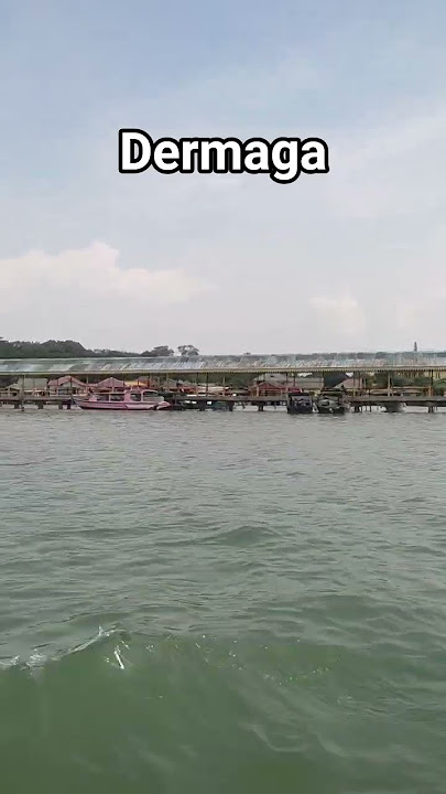Dermaga penyebrangan #dermaga #laut #semenanjung