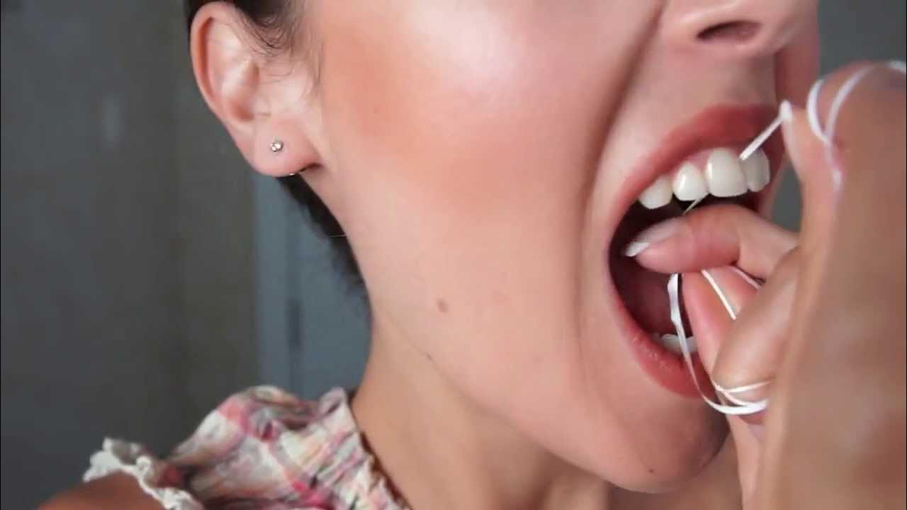 Oral Hygiene with Dental Floss, Tongue Scraper and EndTufted