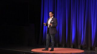 What influences women to pursue careers in STEM? | Oscar Diaz | TEDxBrookdaleCommunityCollege