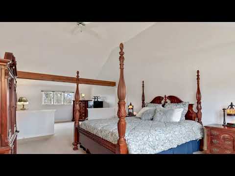 413 Hunt Club Drive, St Charles, IL home video tour