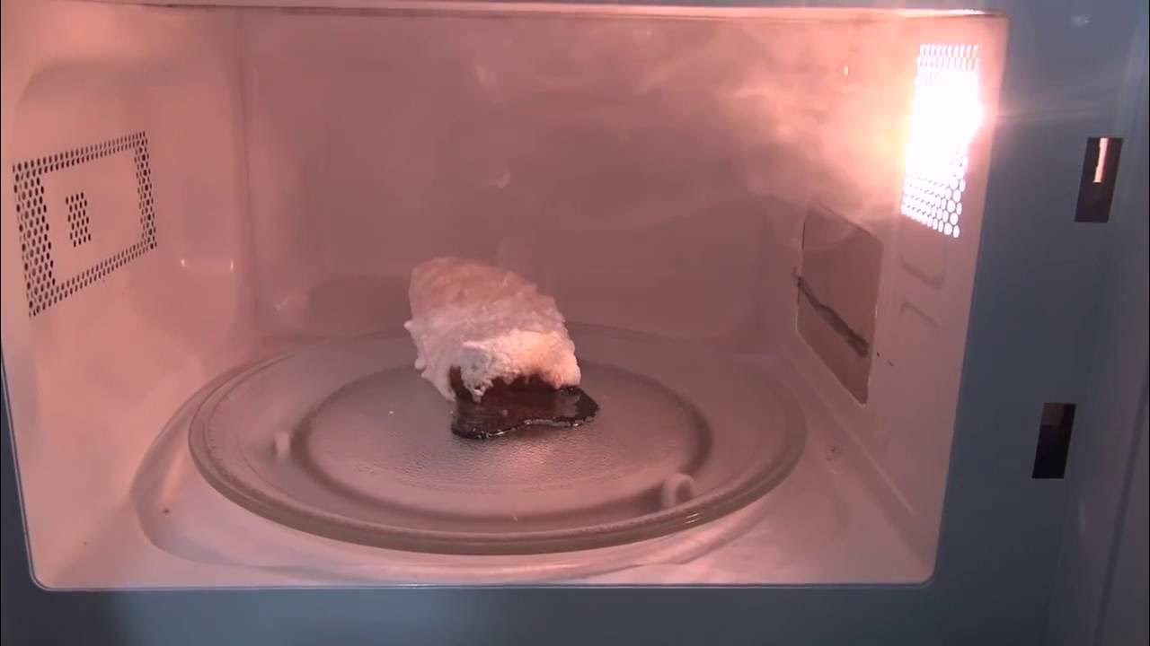 Засунула ребенка в микроволновку. Мыло в микроволновку. Мыло в микроволновке что будет. Мыло в микроволновке что будет. Мыло в микроволновке.