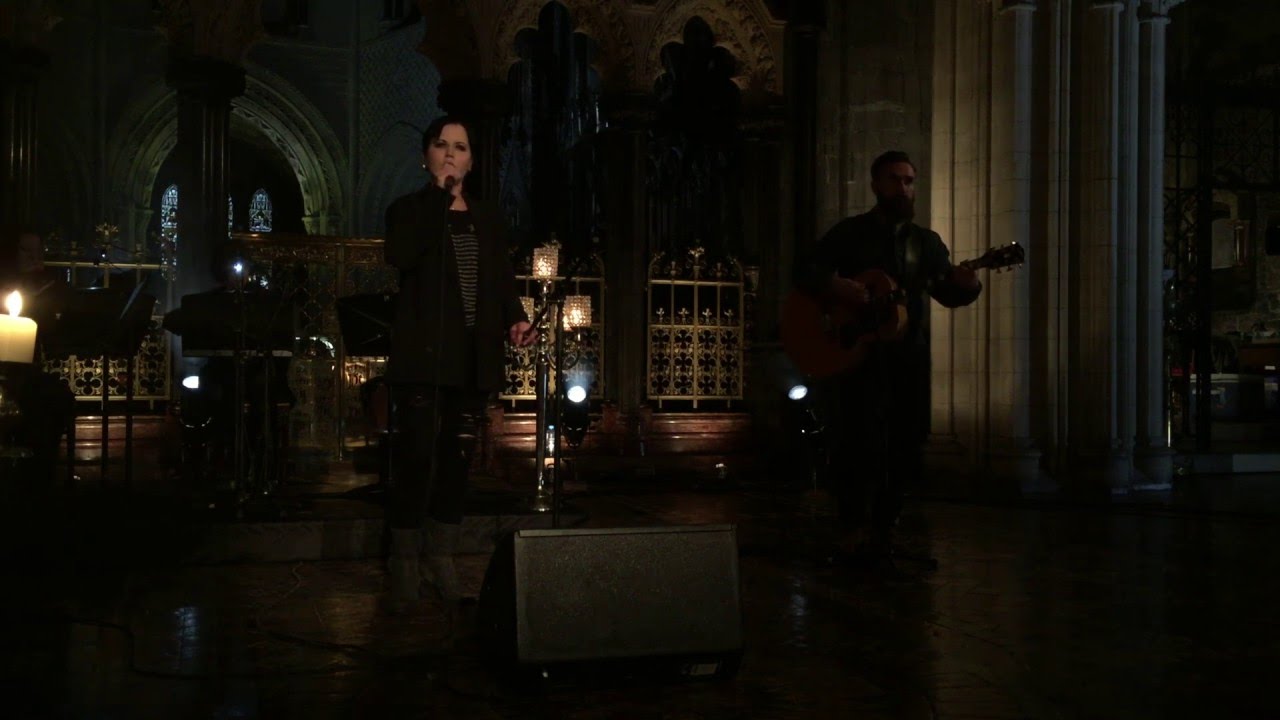 "Linger" by the Cranberries LIVE at Christchurch in Dublin, Ireland