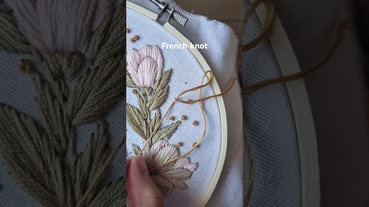 French Knot Flower Centers 🌸 | Magnolia Wreath Details 