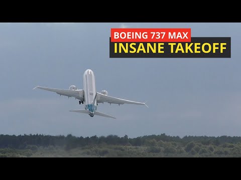 Boeing 737 MAX takes off almost vertically