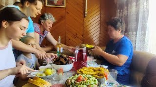В гостях у Ларисы🌻🌻🌻Лариса и Инна  хозяйки!!!Полная машина продуктов!