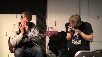 Harmonica loop jam madness