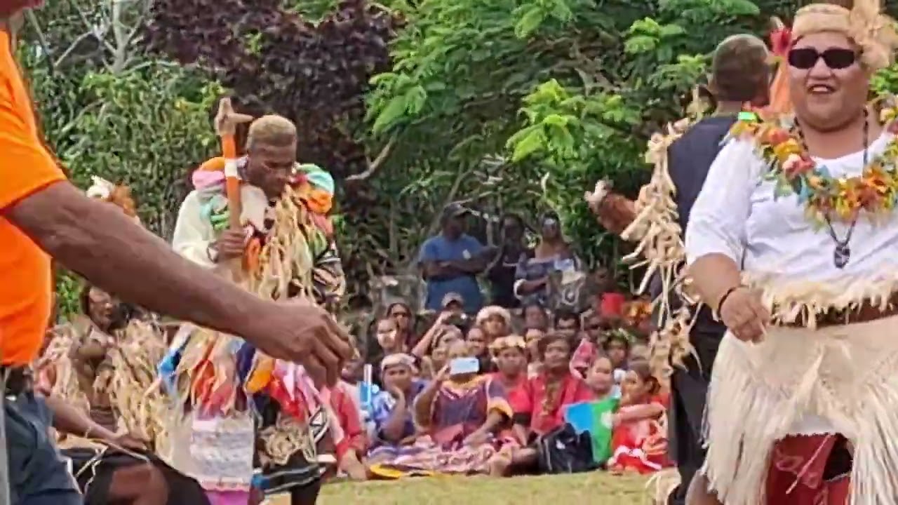 WAHEMUNEMË accueil ses tonton de Wallis et leur Chefferie.