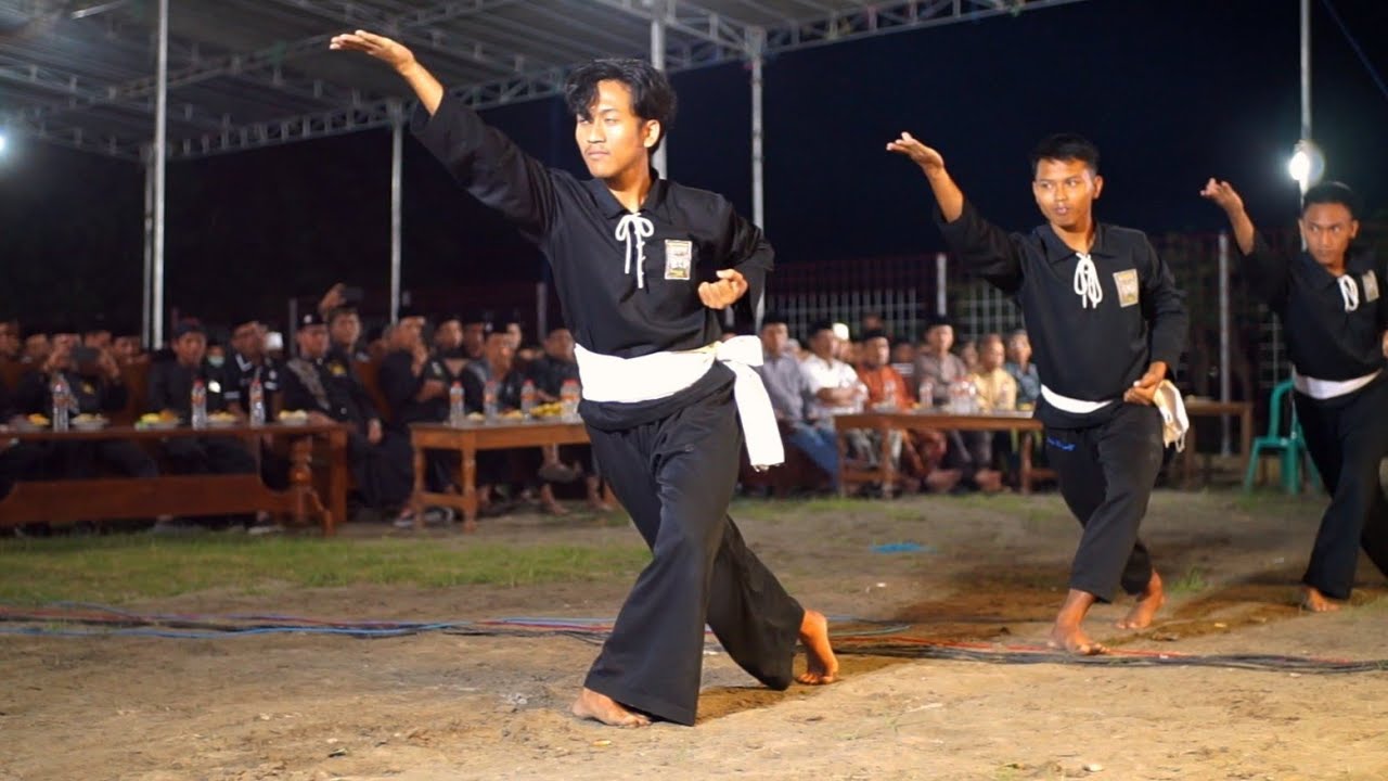 Tampil Memukau Seni Beregu Pencak Silat Setia Hati TERATE Bojonegoro