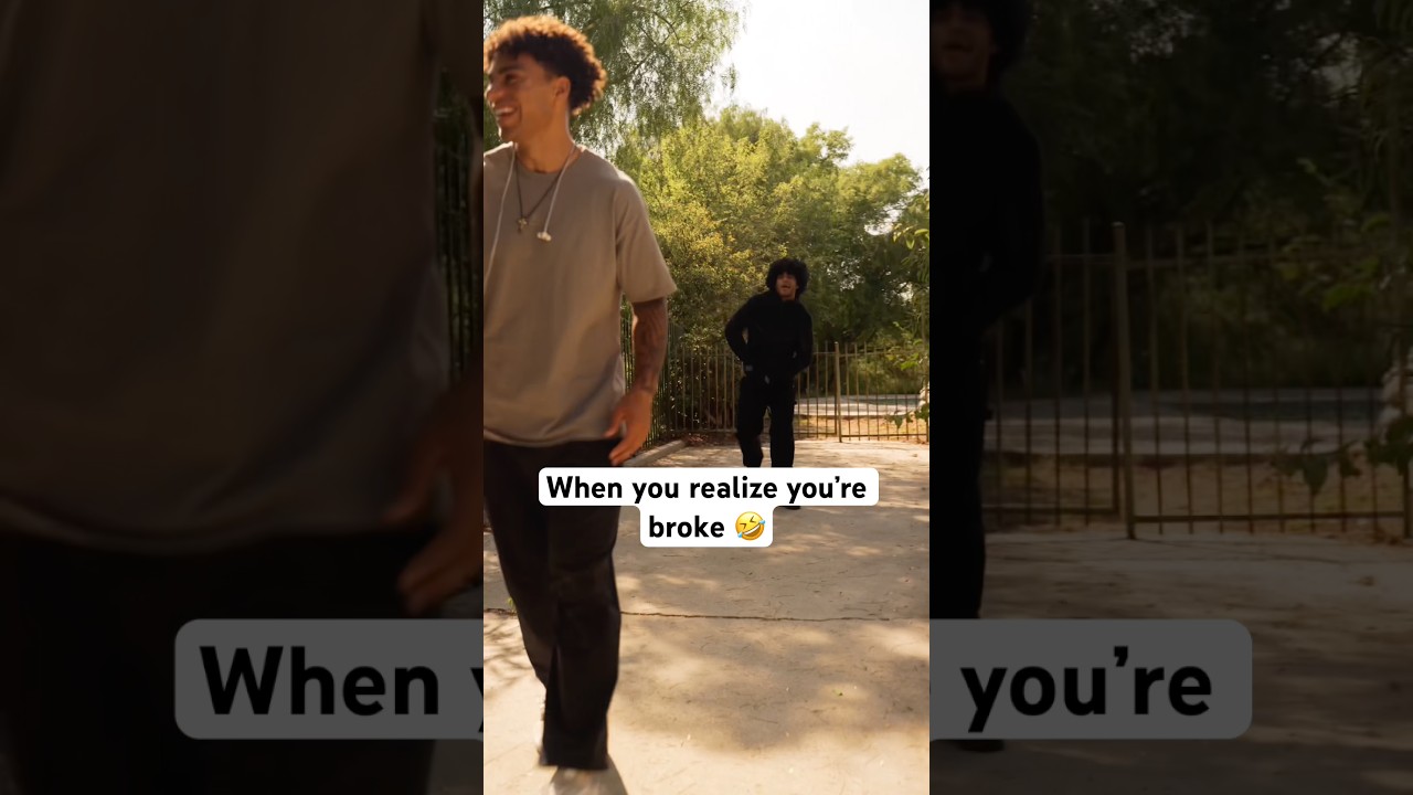 When you realize you’re broke 😓🤣 #comedyshorts #sketchcomedy #snl #jonesbrothers