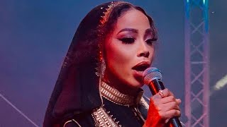 Kelly Khumalo - Qinisela Lyrics   Audio