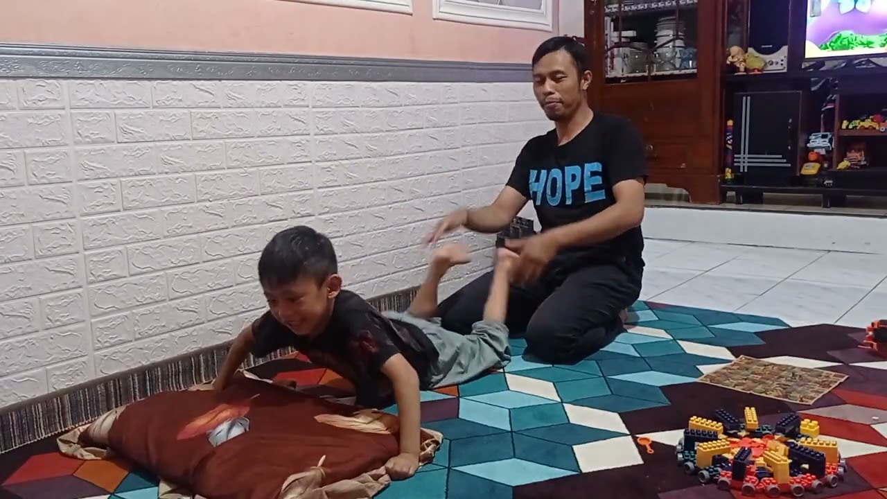 Marvel baca undangan