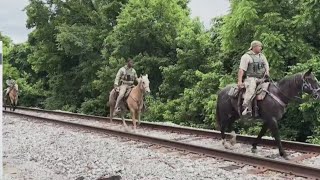 FBI offers reward for capture of 'Devil in the Ozarks' | NewsNation Now