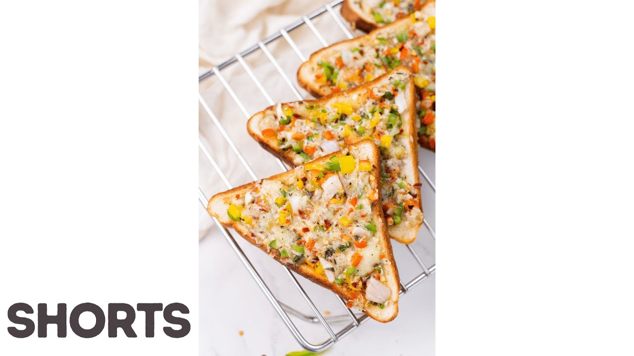 Garlic Bread Cheese #Shorts #mintsrecipes #breadrecipe | MintsRecipes