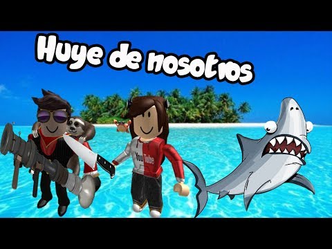 El Tiburon Huye De Nosotros Augus Youtube - un tibur u00f3n intenta comerme shark bite roblox