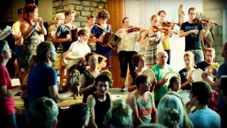 Stage voor Traditionele Volksmuziek 2016: Uniek concert van samenspel & percussie