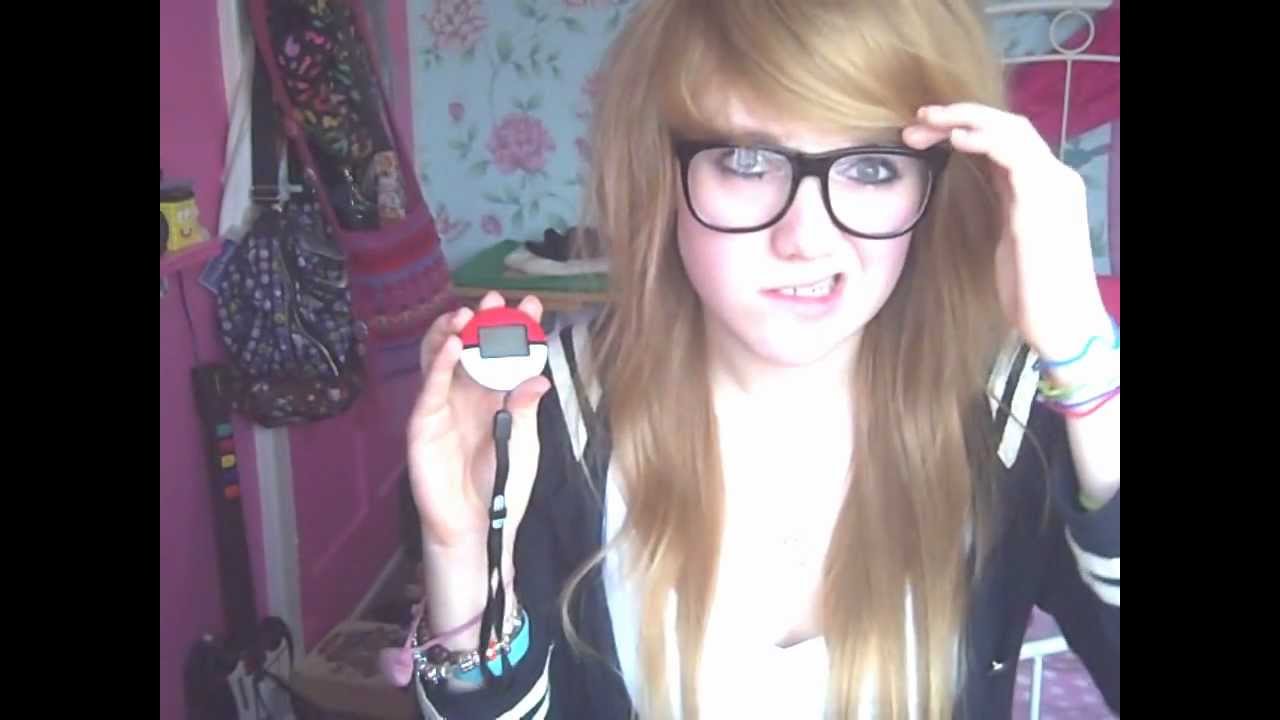 Abi Reviews: Pokéwalker spoof! | re-upload