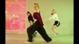 Abigail Chown represented by HeadNod Agency