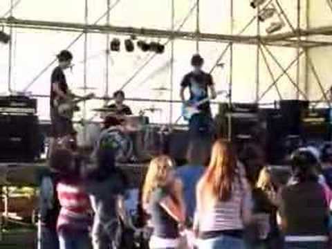 Walk Away Accidents (live)