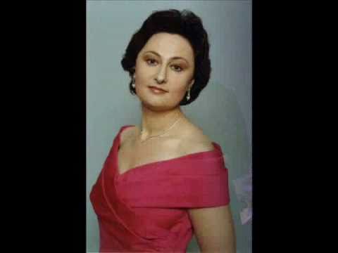 Asta Kriksciunaite, soprano sings "Il est doux, il...