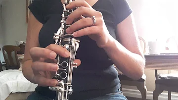Clarinet 2 octave Eb major scale