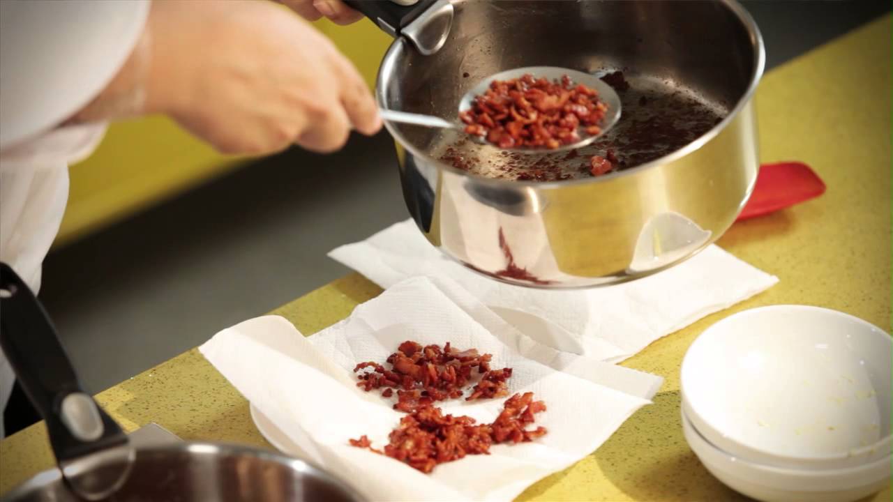 APRENDA UMA RECEITA SURPREENDENTE DE UM BROWNIE COM BACON FEITA PELA CHEF ANA SAMA