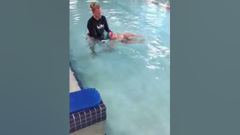 Jellyfish-jellyfish float