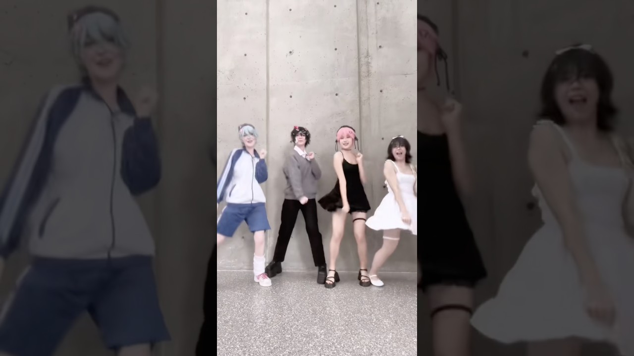 ALIEN STAGE AT MOMOCON @mitsuritsu @Lixjie #cosplay #alienstage #alienstagecosplay #momocon #mizisua