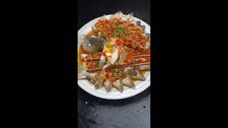 剁椒蒸金鲳鱼，你在家一定要试试，超好吃