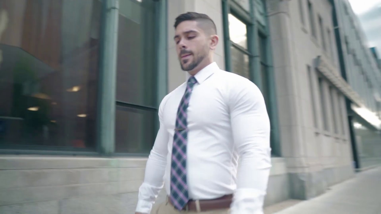 dress shirt for muscular build