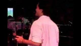 Mega - Suara Cinta (Live Plaet Hollywood 2007)