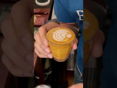 Piccolo Latte  by  Bluetamp Cafe - [caffeinnneGUIDE ]