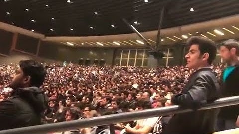 تلاوة هزت قلوب الأتراك في اسطنبول شهاد ردة فعل الجمع الغفير