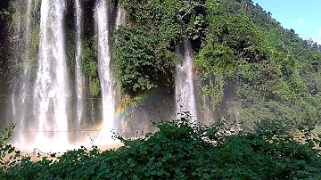 Thác nước đẹp tuyệt vời hoà quệt với cầu vồng