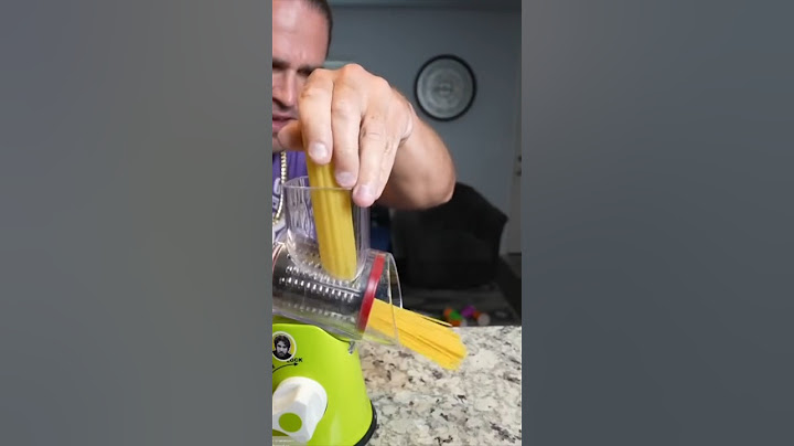 Italians vs PIZZA PASTA MACHINE