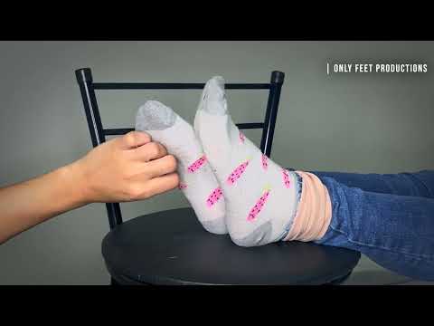 Tickle Feet Revenge School Girl - The Experiment