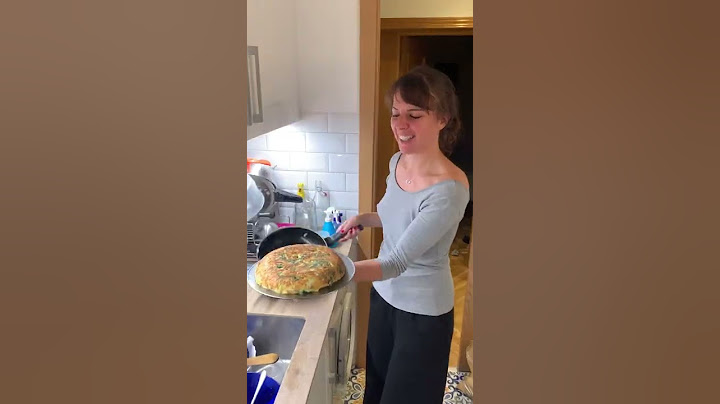How to flip a Spanish tortilla like a pro! #Shorts